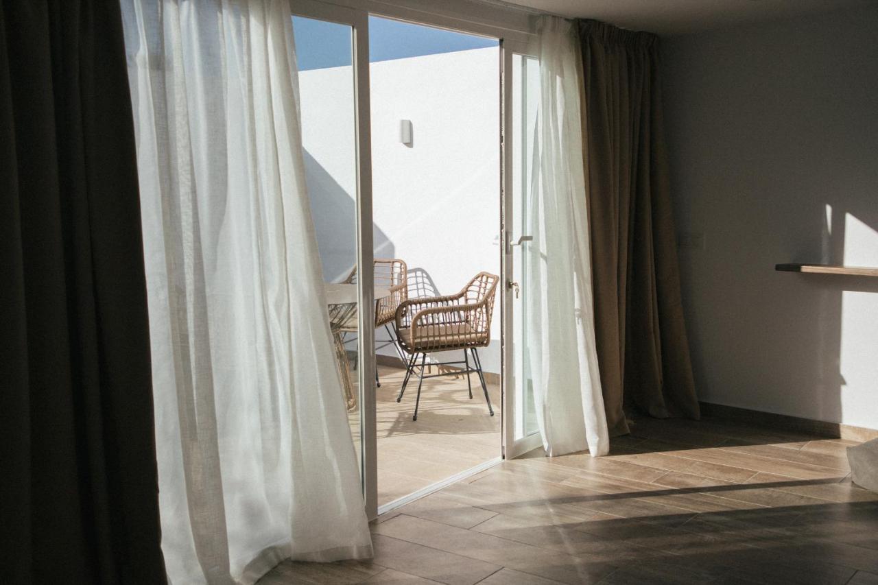 Alava Suites Costa Teguise Exterior photo